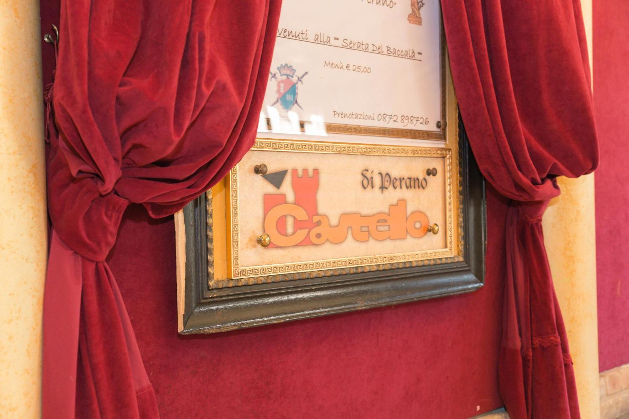 Il Castello Di Perano Hotel Екстериор снимка
